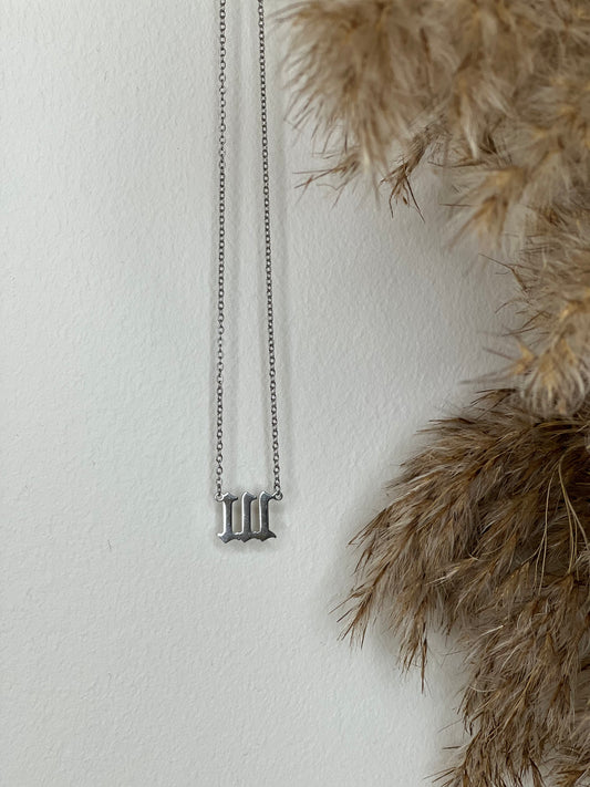 Silver ‘111’ necklace🤍